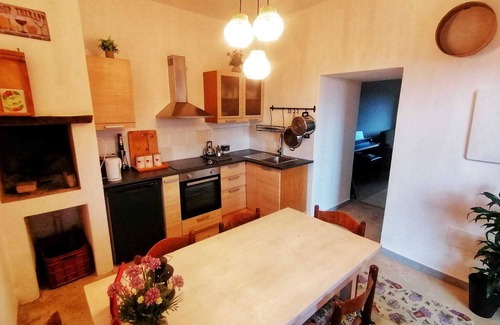 Castilenti House | Cosy house in a small borgo surrounded by Italian olive orchards w mountain view