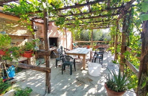 Castilenti House | Cosy house in a small borgo surrounded by Italian olive orchards w mountain view