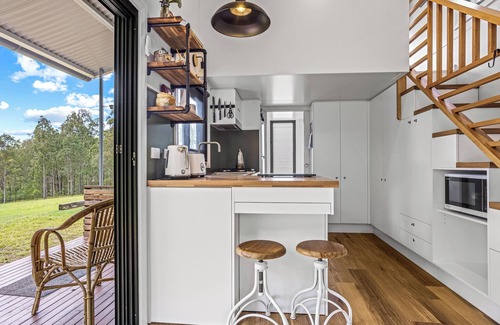 Millfield House | Cosy Luxurious Tiny House Hunter Valley - Neudorf Country Retreat