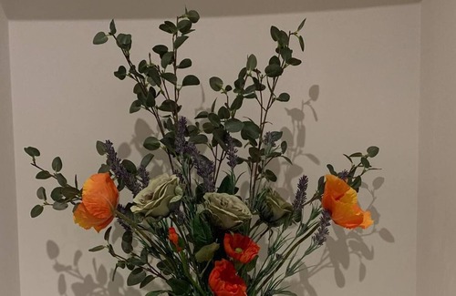 Barnoldswick House | Cosy Modern Weavers Cottage