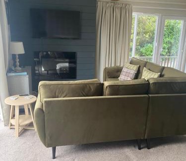 Woolfardisworthy House | Cosy north Devon lodge within Hartland forest