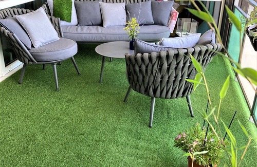 La Rochelle Apartment | Cosy one bedroom flat, + couch in the living room + quiet nice terrace. Parking