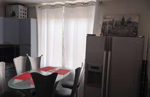 Aubiere Apartment | Cosy, quiet apartment with 2 bedrooms, living room and outdoor space