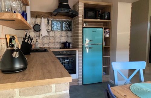 Swiebodzin House | Cosy, renovated old house, w/fireplace,10 min from the lake side. Pet friendly.