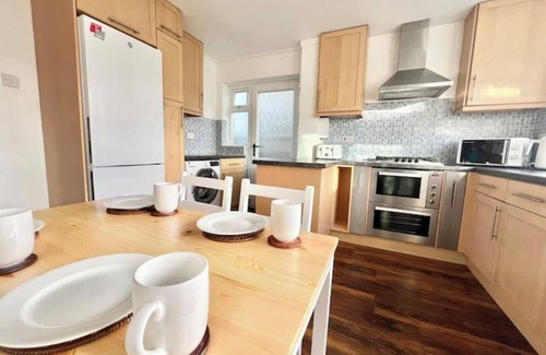 Wetherby House | Cosy Self Catering Family Home in a Quaint Village Setting