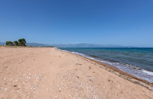 Messini House | COSY, SUNNY AND RELAXING BEACH HOUSE