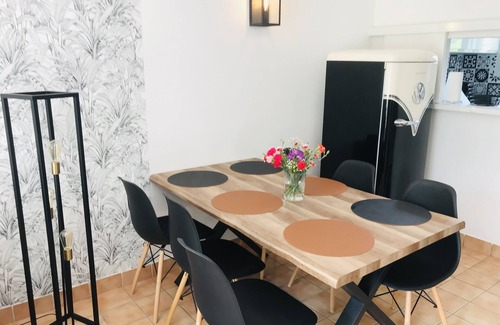 Ploemel House | Cottage/2 BEDROOMS/4/5 pers/pool/golf/calm