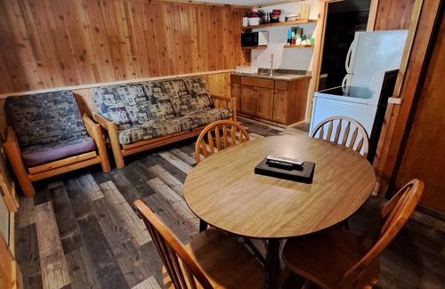 Osakis Cabin | Cottage 4 is great for family gatherings, & fishing on Lake Osakis!