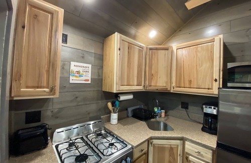 Old Forge Cottage | Cottage "8th Lake" 2-bedroom cottage at The Lakes Old Forge.