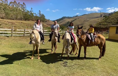 Lima Duarte Ski Chalet | Cottage in Ibitipoca/Rural Inn