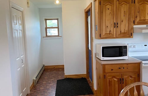 York Cottage | Cottage By The Shore