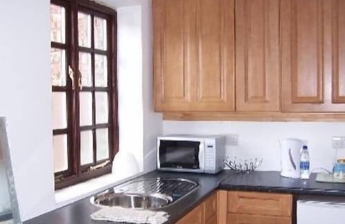 Flaxton Cottage | Cottage Cow House at Thompsons Arms Holiday Lets + B & B