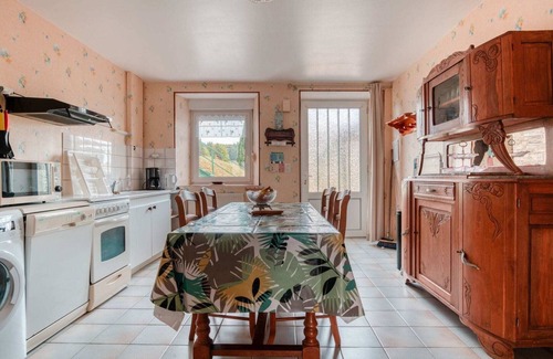 Nouart Cottage | Cottage in Champagne with Farm Views