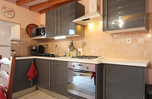 Couville Cottage | Cottage in Cotentin with fireplace and WIFI