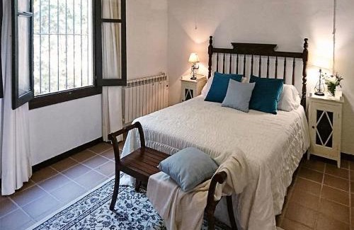 La Joya House | Cottage in La Joya with Pool and Garden