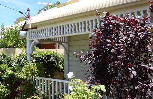Leederville House | Cottage in Leederville close to shops and cafes