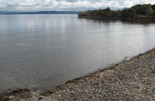 Te Rangiita Cottage | Cottage near Lake Taupo on Tauranga Taupo River