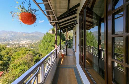 Bhimtal Villa | Cottage On The Lake by VEO - Part of StayVista