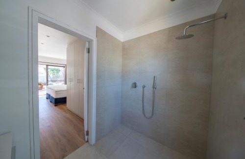 Plumstead House | Cottage Sauvignon