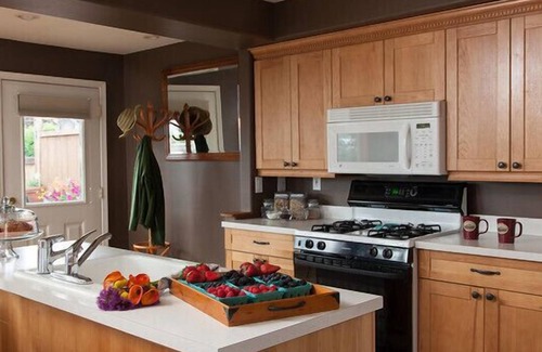 Three Tree Point Cottage | Cottage with Puget Sound, Mount Rainier, & Olympic Views