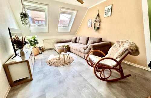 Cottbus Apartment | Cottbus-Apartments - Beige Apartment I privat I Wifi I Küche