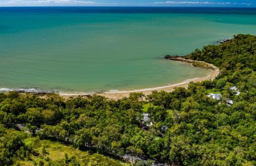 Oak Beach House | Cottonwood Beachfront