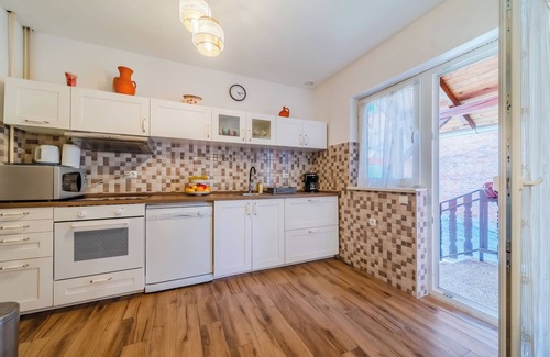 Daruvar House | Countess House with Jacuzzi and Sauna, Daruvar, Croatia