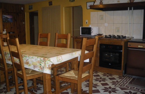 Bult Cottage | Country cottage in a quiet village