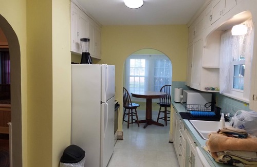 Gypsum House | Country farm house near Port Clinton perfect for fishing and Lake Erie getaways.