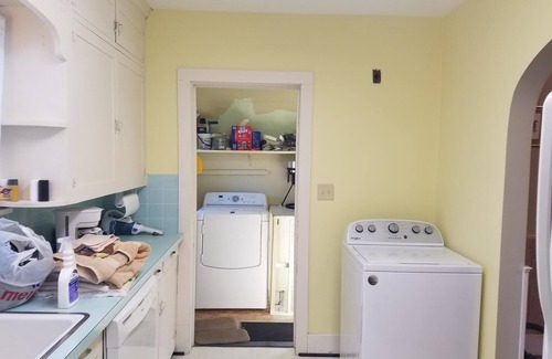 Gypsum House | Country farm house near Port Clinton perfect for fishing and Lake Erie getaways.