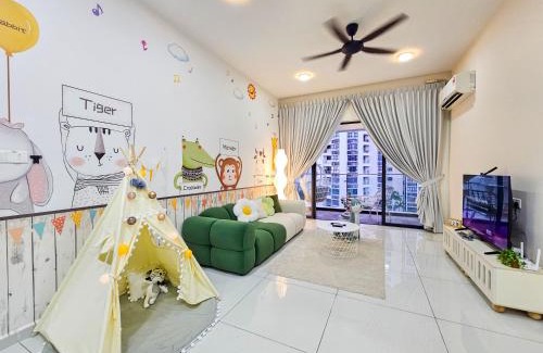 Central District Apartment | Country Garden Danga Bay Suite by Nest Home