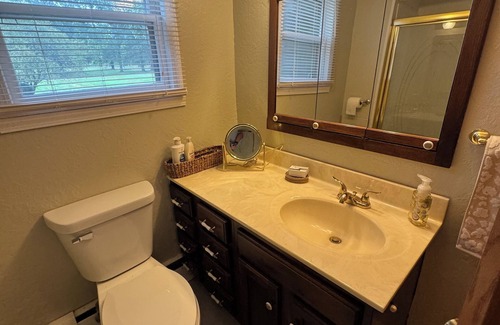 Johnston City House | Country Haven. Relax in a country home.