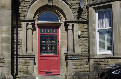 Hawes Apartment | Country Hideaways | Burnside View | Hawes