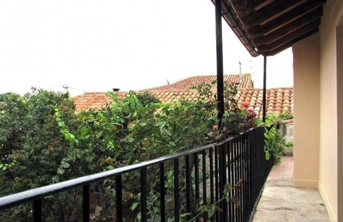 Almajano House | Country House 'Complejo Las Frascuelas' with Mountain View, Private Terrace and Wi-Fi