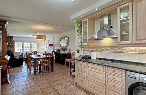 Tera House | Country House 'Mila' with Mountain View, Private Terrace and Wi-Fi