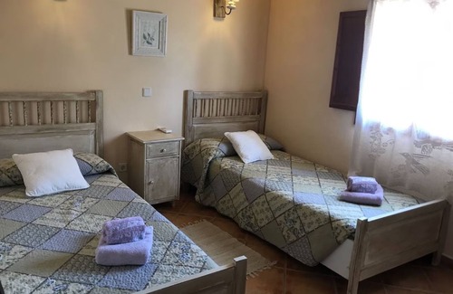 Campos Villa | Country House 'Ses Oliveres' with Mountain View, Wi-Fi and Air Conditioning