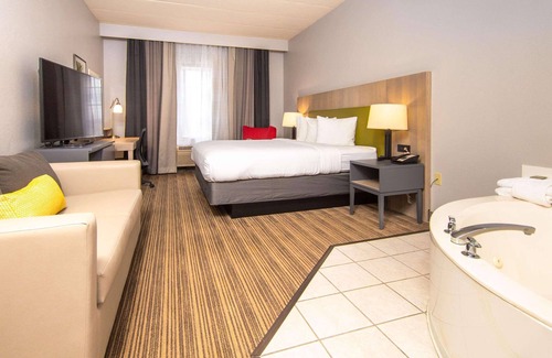 Rapid City Hotel | Country Inn & Suites by Radisson, Rapid City, SD