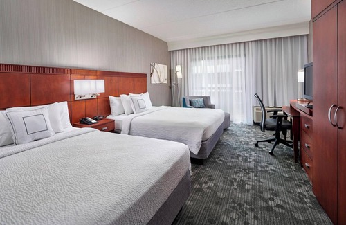 Linthicum Heights Hotel | Courtyard by Marriott Baltimore BWI Airport