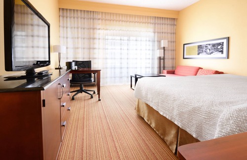 Victory Hills Hotel | Courtyard by Marriott Albuquerque Airport