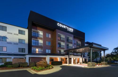 Burlington Hotel | Courtyard by Marriott Burlington