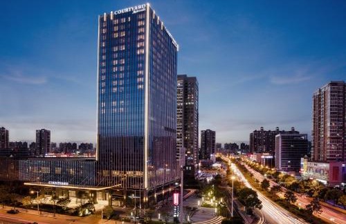 Yu Hua Hotel | Courtyard by Marriott Changsha South