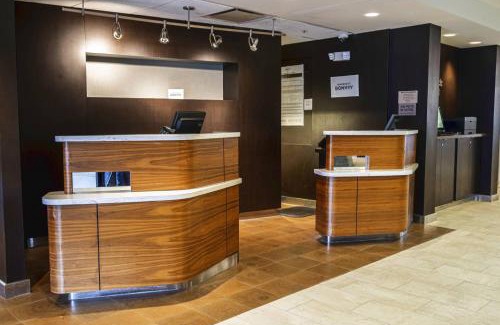 Willoughby Hotel | Courtyard by Marriott Cleveland Willoughby