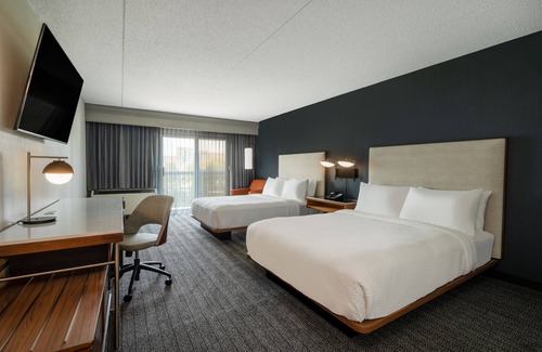 Northeast Columbus Hotel | Courtyard by Marriott Columbus Airport