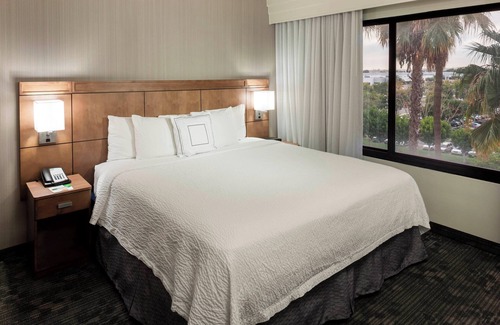 Cypress Hotel | Courtyard by Marriott Cypress Anaheim/Orange County