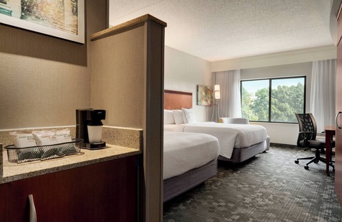 Ewing Hotel | Courtyard by Marriott Ewing Princeton