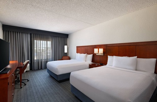 Fort Worth Hotel | Courtyard by Marriott Fort Worth University Drive