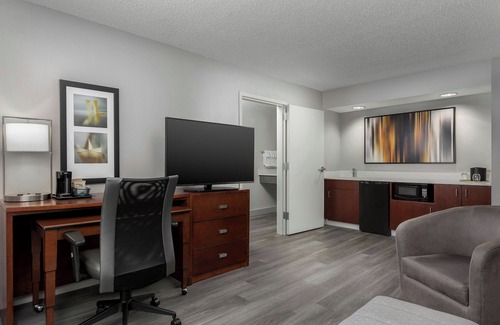 Greenway Plaza-Upper Kirby Hotel | Courtyard by Marriott Houston Rice University