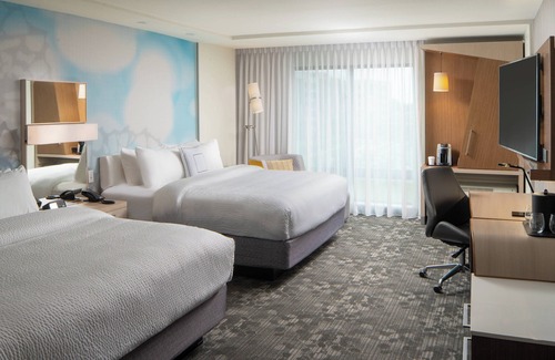 Milton Hotel | Courtyard by Marriott Lafayette South