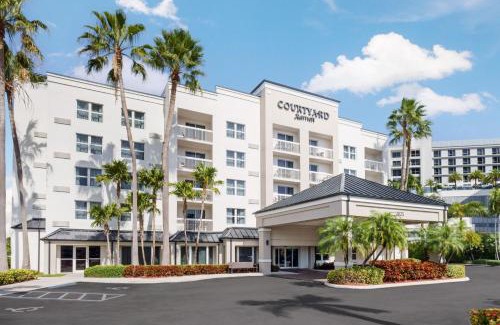 Aventura Hotel | Courtyard by Marriott Miami Aventura Mall