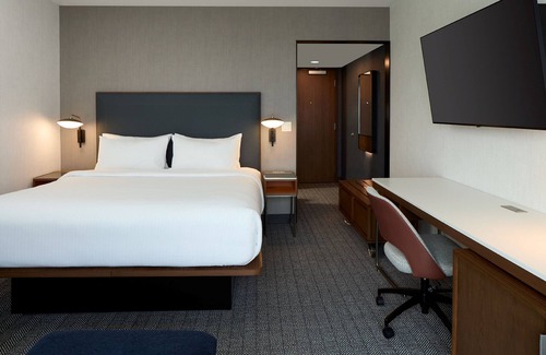Laval-des-Rapides Hotel | Courtyard By Marriott Montreal Laval
